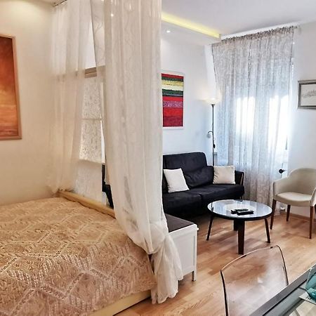 Gala City Center Apartman Belgrade Exterior photo